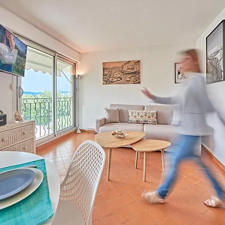 Apartment L'amourette - 4 Personnes - Piscine Parking Saint-Tropez